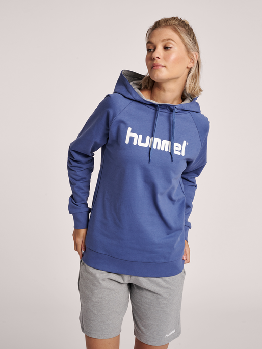 HUMMEL GO COTTON LOGO HOODIE WOMAN, !BIJOU BLUE, model