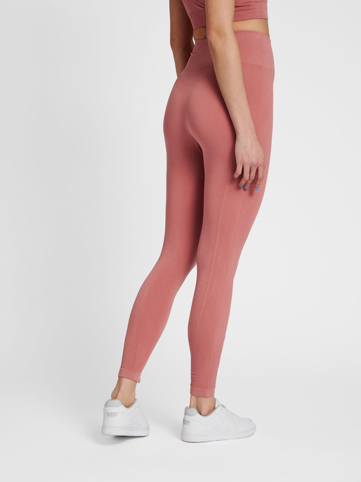 hmlTIF SEAMLESS HIGH WAIST TIGHTS, WITHERED ROSE, model