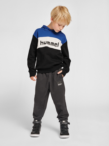 hmlMORTEN HOODIE, SODALITE BLUE, model