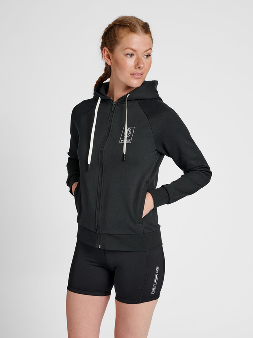 hmlGG12 SWEAT ZIP HOODIE WOMAN, 2001, model