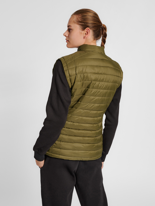 hmlRED QUILTED WAISTCOAT WOMAN, DARK OLIVE, model