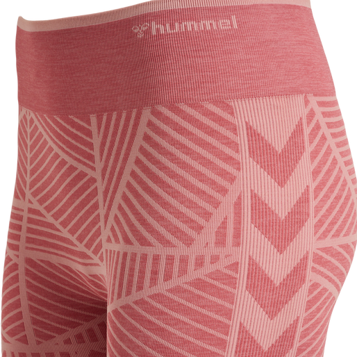 hmlMT ENERGY SEAMLESS MW SHORTS, WITHERED ROSE/ROSE TAN MELANGE, packshot