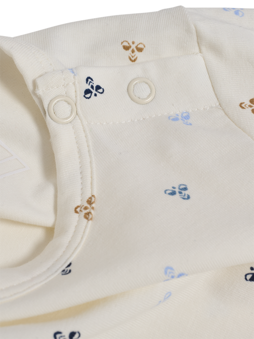 hmlBEESY BODY S/S, BLACK IRIS, packshot