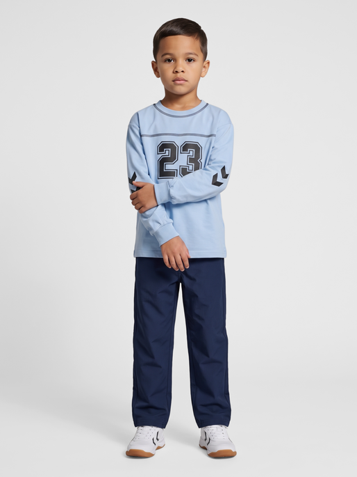 hmlTIMMI BOXY T-SHIRT L/S, CASHMERE BLUE, model
