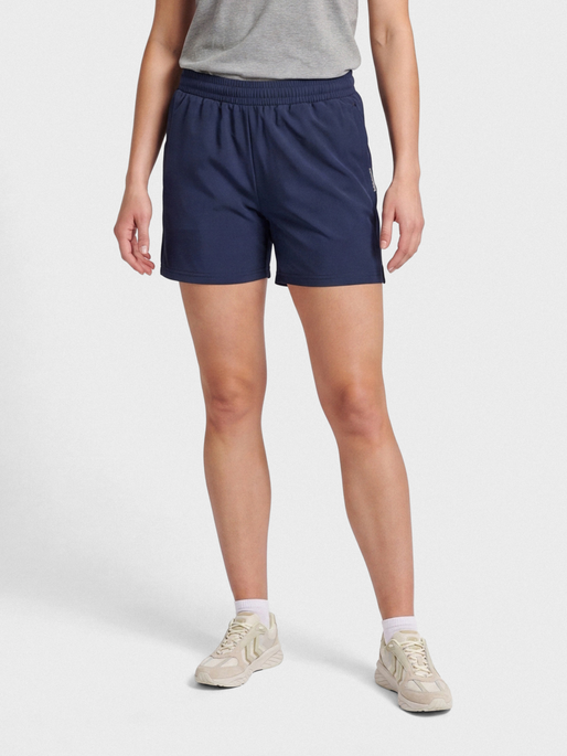 hmlMOVE GRID WOVEN SHORTS WOMAN, MARINE, model