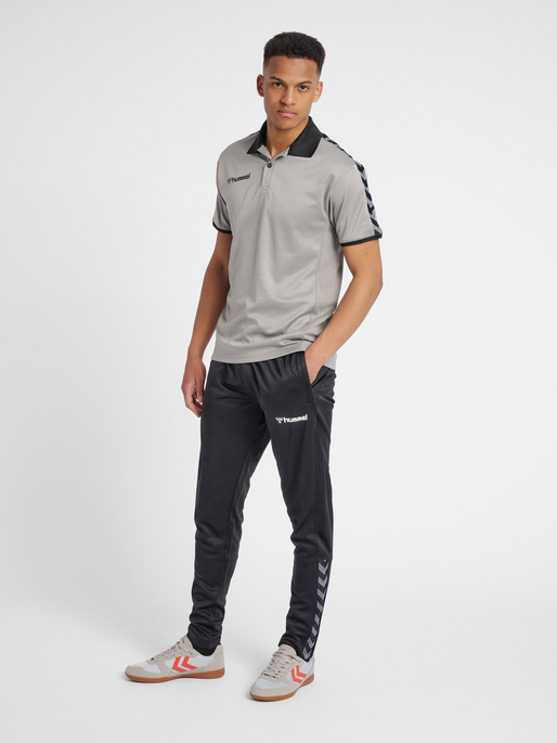 hmlAUTHENTIC POLY PANT, BLACK/WHITE, model
