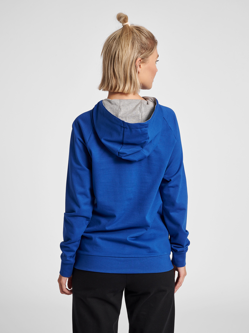 HUMMEL GO COTTON LOGO HOODIE WOMAN, TRUE BLUE, model
