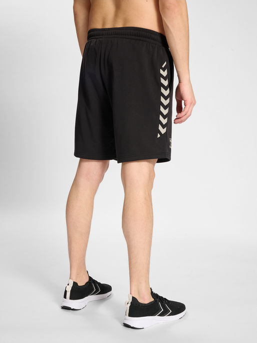 hmlSTALTIC COTTON SHORTS, BLACK, model