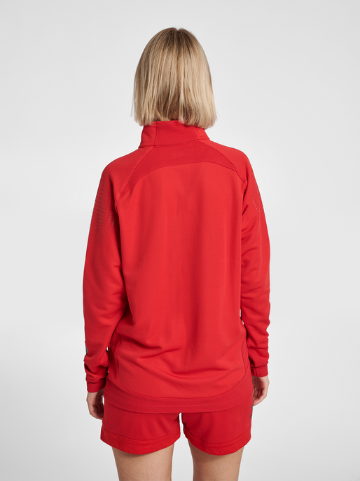 hmlLEAD WOMAN HALF ZIP , TRUE RED, model