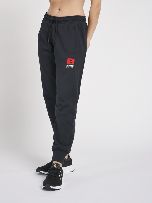 hmlLGC GRAHAM REGULAR PANTS, BLACK, model