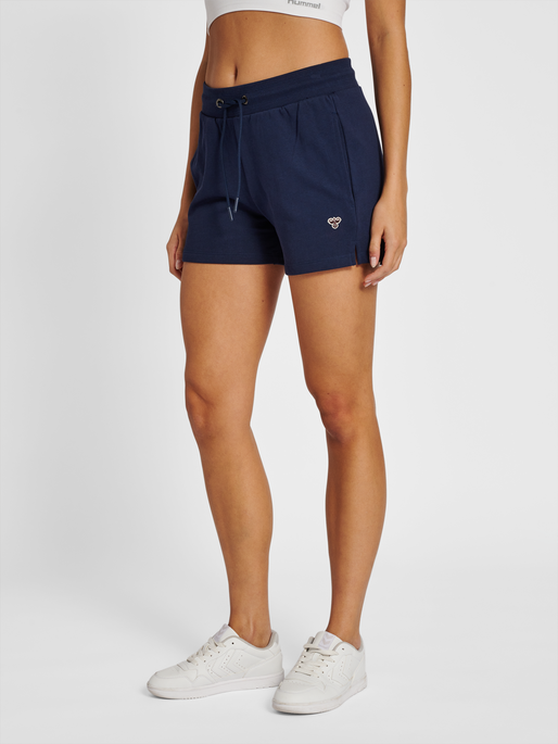 hmlIC BILLIE SHORTS, 7666, model