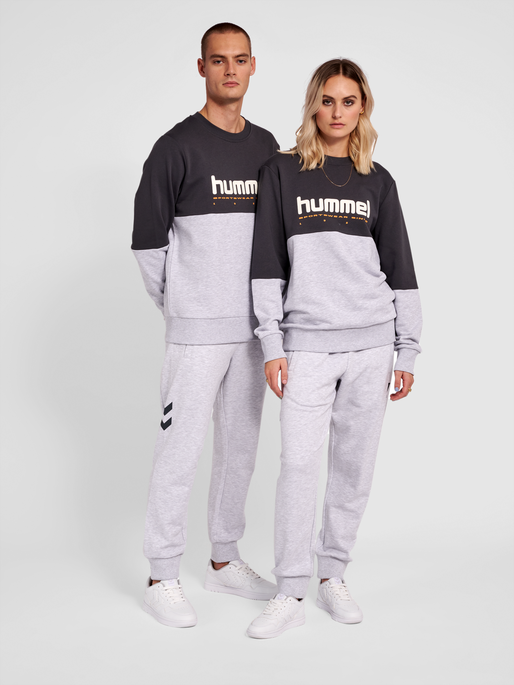 hmlLGC MANFRED SWEATSHIRT, 2010, model