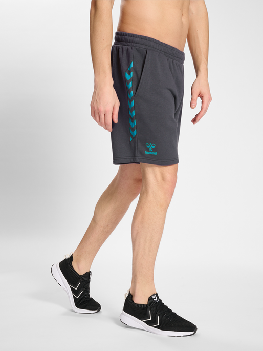 hmlSTALTIC COTTON SHORTS, MAGNET, model