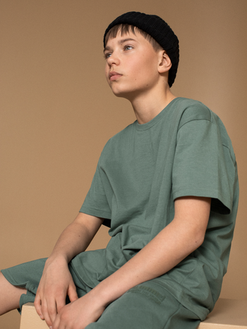 hmlPURE T-SHIRT S/S, LAUREL WREATH, model
