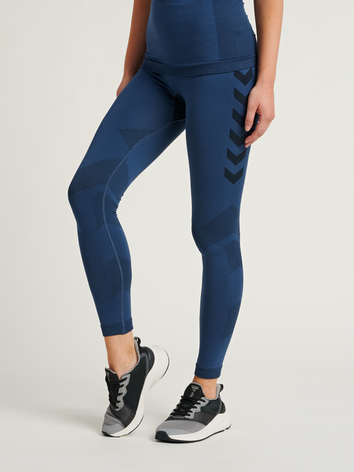 HUMMEL FIRST SEAMLESS TR TIGHTS W, DARK DENIM, model