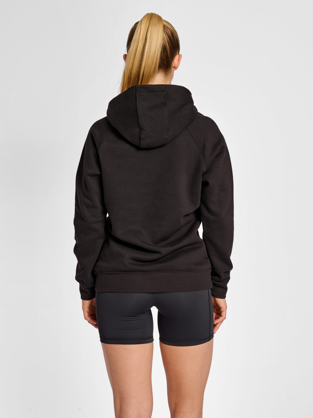 hmlRED HEAVY HOODIE WOMAN, BLACK, model