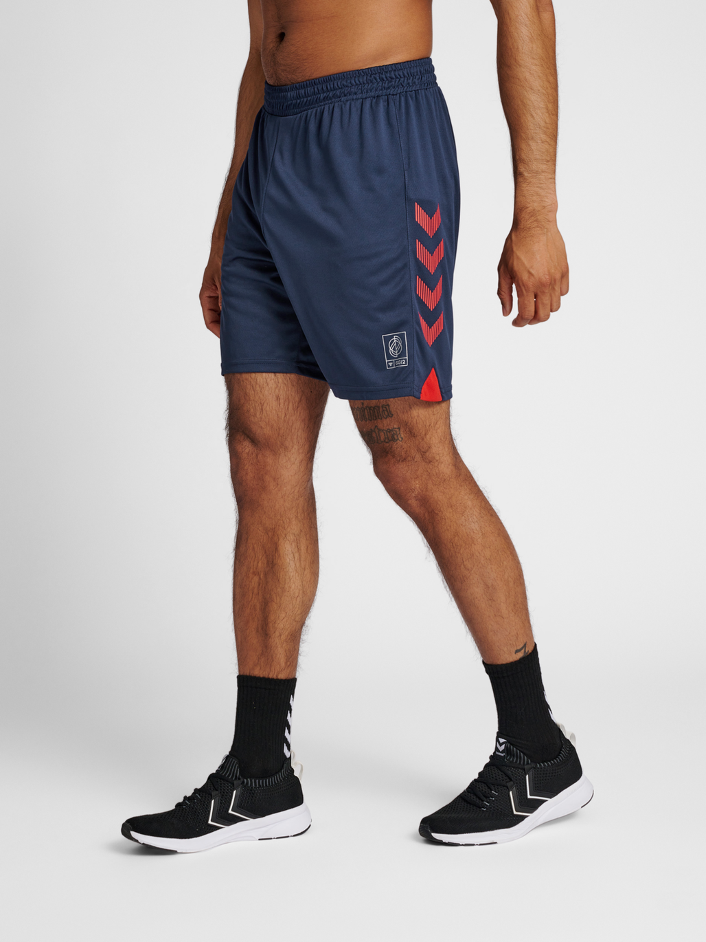 hmlGG12 ACTION SHORTS, 8388, model