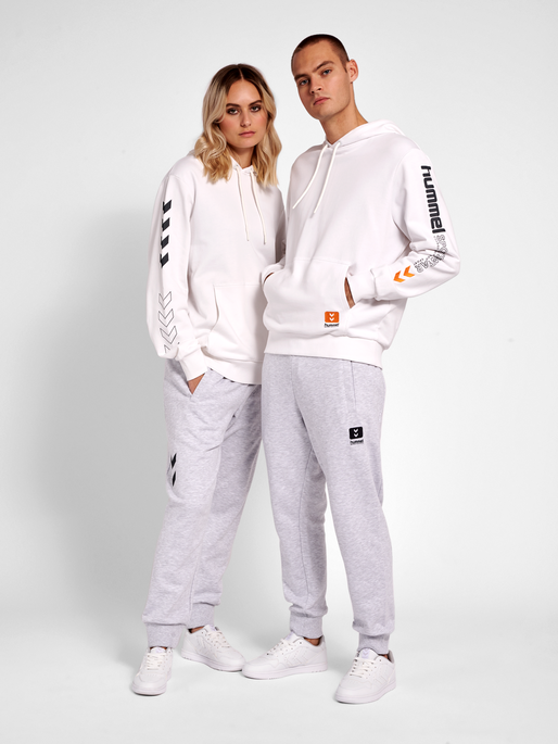 hmlLGC BIRK HOODIE, 9001, model