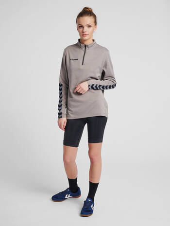 hmlAUTHENTIC HALF ZIP SWEATSHIRT WOMAN, GREY MELANGE, model