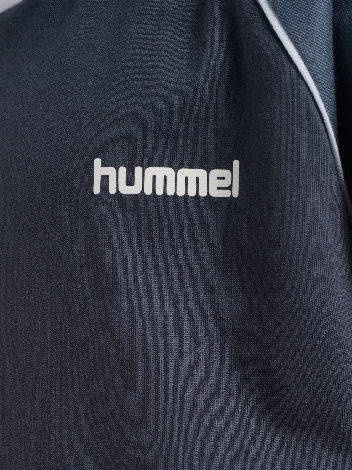 hmlJR ROLF T-SHIRT S/S, OMBRE BLUE, packshot