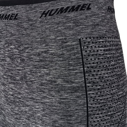 hmlTE CAMI SEAMLESS MW SHORTS, BLACK MELANGE, packshot