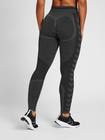 hmlMT LULU SEAMLESS SCRUNCH TIGHTS, BLACK MELANGE, model