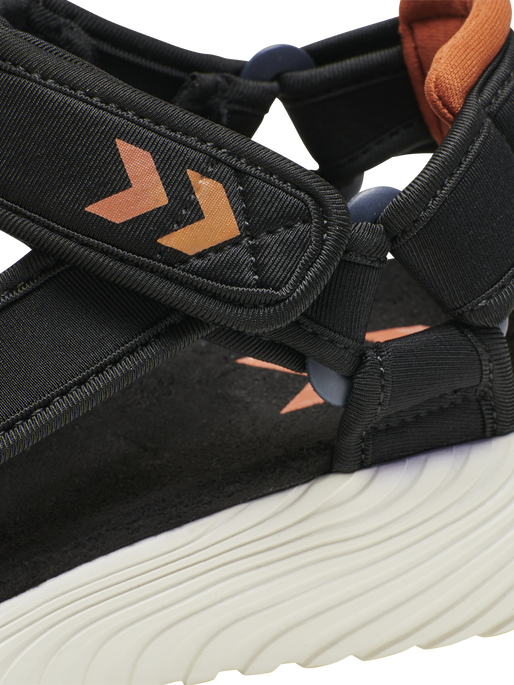 TREK SANDAL BREAKER, 2001, packshot