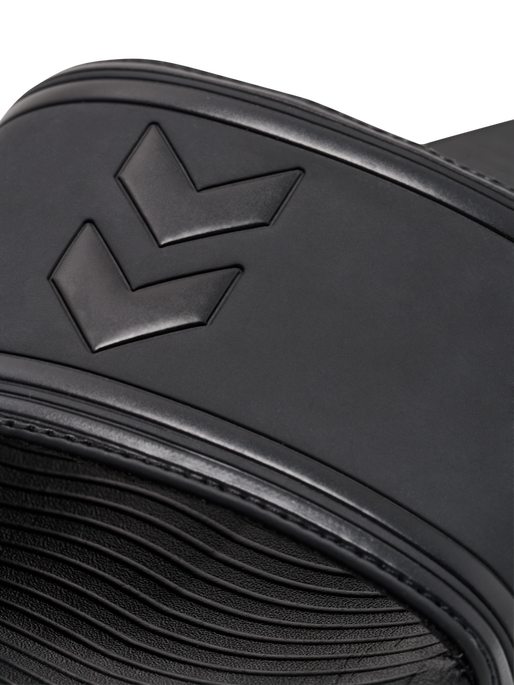 HML LEAD POOL SLIDE, BLACK, packshot