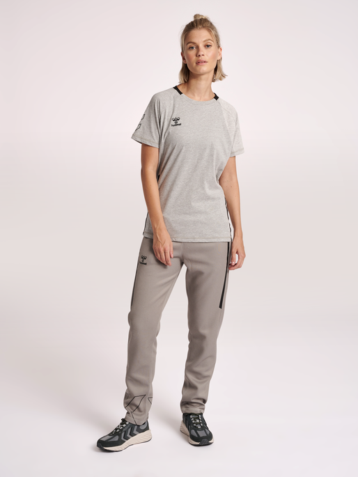 hmlCIMA XK PANTS WOMAN, GREY MELANGE, model