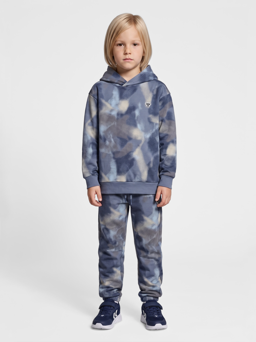 hmlJR LOOSE AOP PANTS BEE, FLINT STONE, model