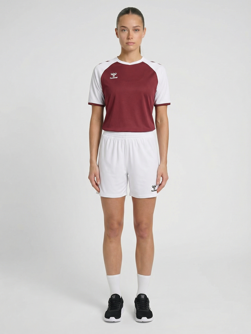 hmlESSENTIAL SHORTS WOMAN, WHITE, model