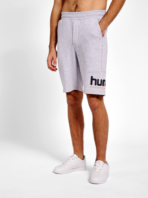 hmlLGC MANFRED SHORTS, 2010, model