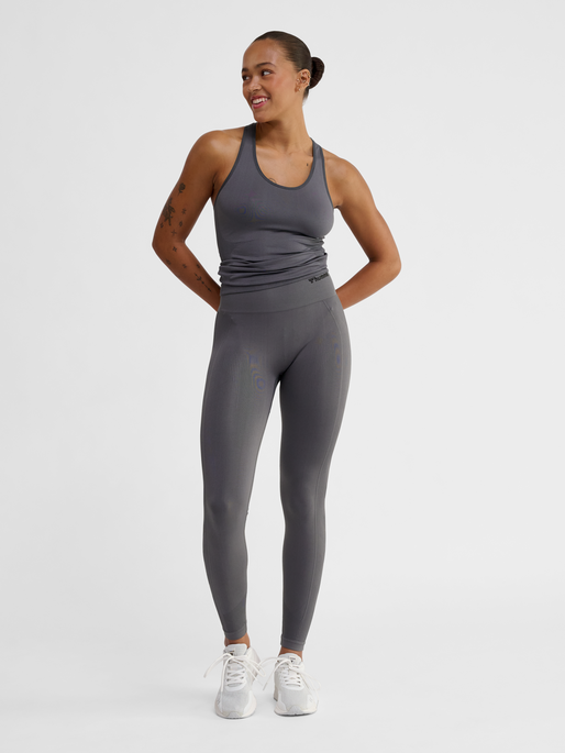 hmlTIF SEAMLESS HIGH WAIST TIGHTS, BLACKENED PEARL, model