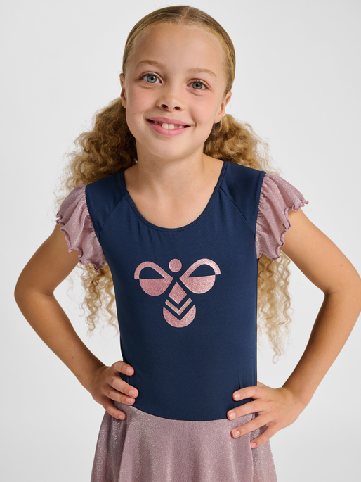 hmlJR MIX GLITTER DRESS, BLACK IRIS, model