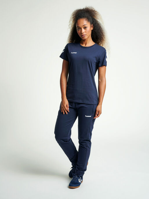 HMLGO COTTON T-SHIRT WOMAN S/S, MARINE, model