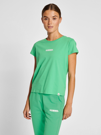 hmlLEGACY WOMAN T-SHIRT, GREEN SPRUCE, model