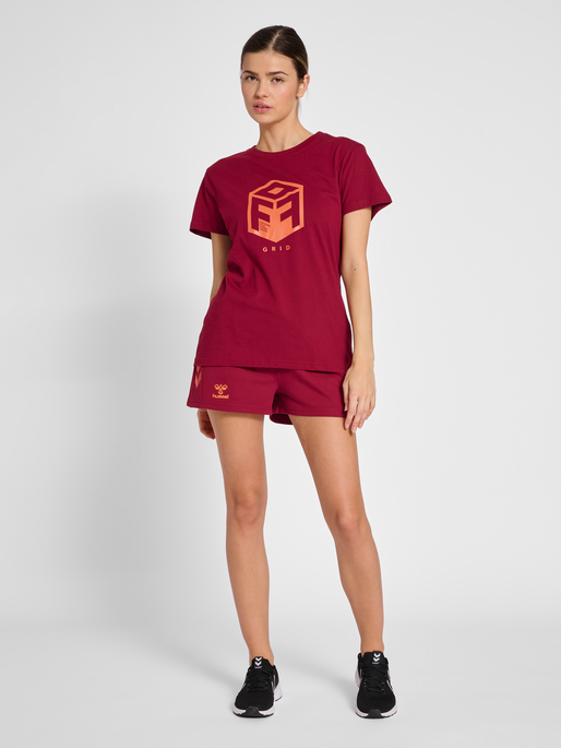 hmlOFFGRID COTTON JERSEY S/S WO, 3135, model