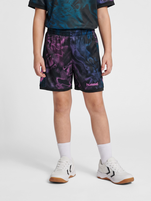 hmlBLAZE CLUB 26 GRAPHIC SET KIDS, BLACK/PINK, model