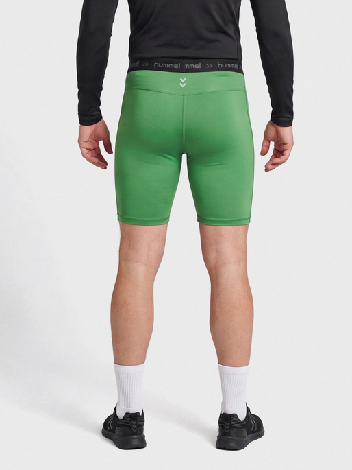 HUMMEL FIRST PERFORMANCE TIGHT SHORTS, JELLY BEAN, model