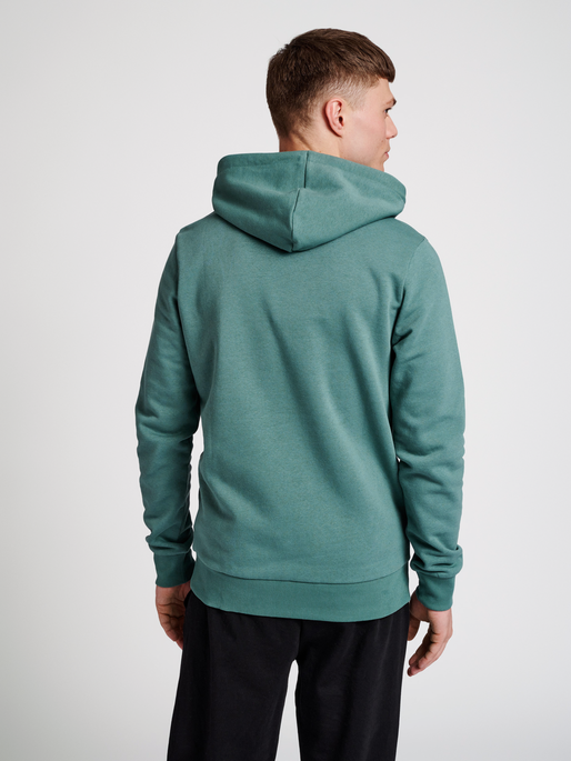 hmlOSCAR HOODIE, NORTH ATLANTIC, model