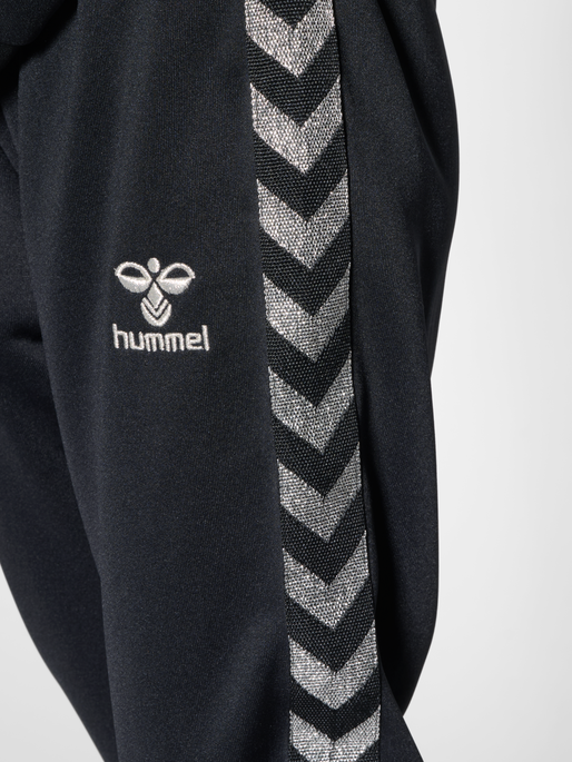 hmlNOMA PANTS, BLACK, model