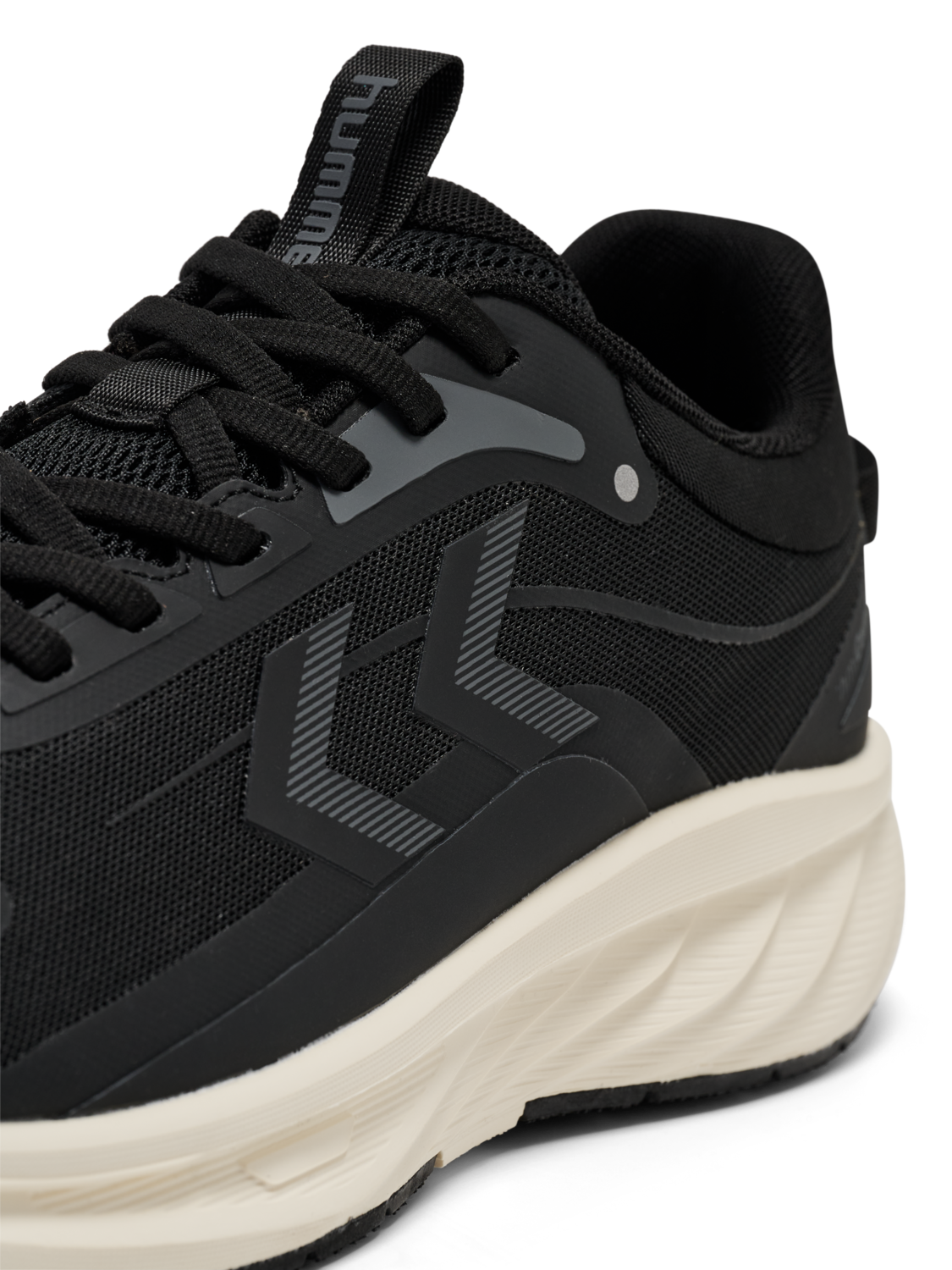 FOCUS 8000, BLACK, packshot