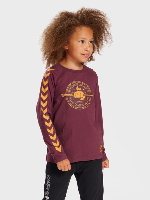 hmlHARRY POTTER T-SHIRT LS, 3679, model