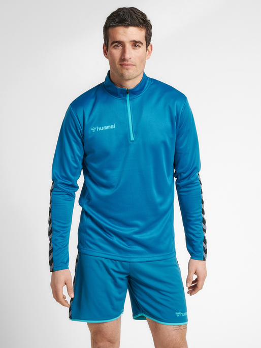 hmlAUTHENTIC HALF ZIP SWEATSHIRT, CELESTIAL, model
