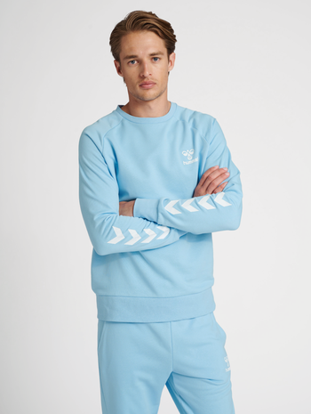 hmlISAM 2.0 SWEATSHIRT, PLACID BLUE, model
