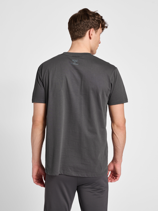 hmlPRO GRID COTTON T-SHIRT S/S, 2162, model