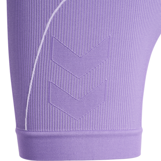 hmlTE CHRISTEL SEAMLESS SHORTS, PAISLEY PURPLE/LAVENDER MELANG, packshot