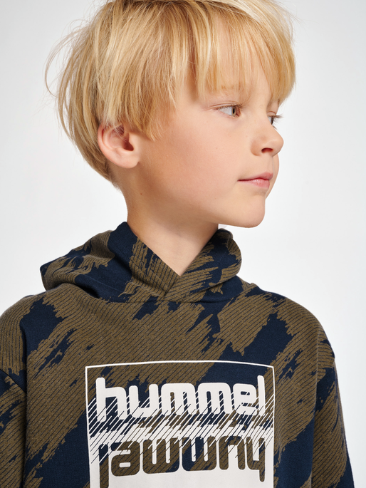 hmlZION HOODIE, 1009, model