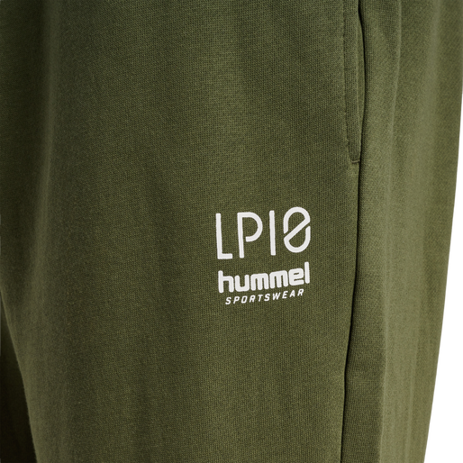 hmlLP10 LOOSE SWEATPANTS, IVY GREEN hmlLP10 LOOSE SWEATPANTS, IVY GREEN, packshot