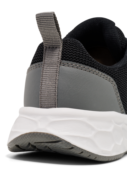 TURBO RUN 1.0 JR, BLACK, packshot